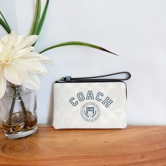 NWT Coach Corner Zip Wristlet‎ In Signature Canvas With Varsity Motif - Picture 1 of 6